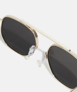 Pier One Prix Préférentiel Lunettes de soleil aviateur homme -magasin Pier One 882b3d3d57d5476b9aba9c8bbceebdfb