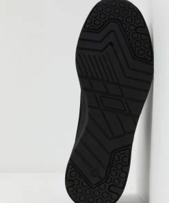 Prix Ourlé Pier One Baskets basses sneakers rond homme -magasin Pier One 889049996bff44b7b4068f2e7561e31d