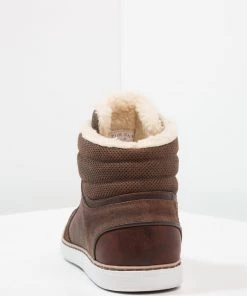 Pier One Baskets montantes Réduction baskets & sneakers rond homme 11 Pier One Baskets montantes Réduction baskets & sneakers rond homme -magasin Pier One 88bd8beaa6a94f40b497642a151cb8e1