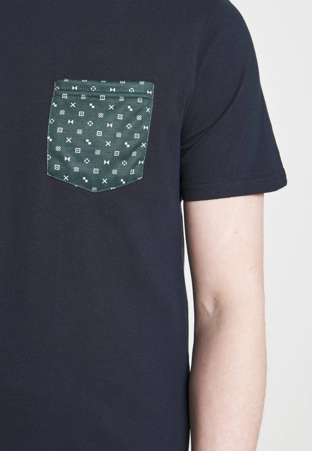 En promotion Pier One T-shirt imprimé t-shirts col rond homme 6 En promotion Pier One T-shirt imprimé t-shirts col rond homme – Image 4