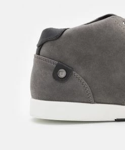 Pier One Baskets basses Première Qualité baskets & sneakers rond homme -magasin Pier One 8a7ac939aa92468eb713c66910b505c0