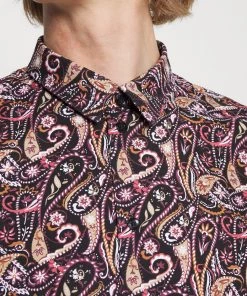 Garantie De Qualité 100% Pier One FESTIVE AOP - Chemise chemises col kent homme -magasin Pier One 8c75d97750bd40808fb8e044df43a056