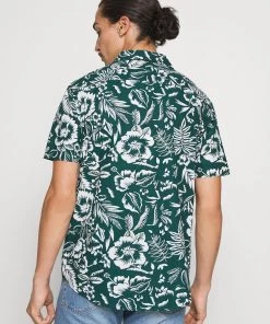 Pier One Chemise Vendre chemises col revers homme -magasin Pier One 8dcf1f87317f4115a613437476e1f0c5