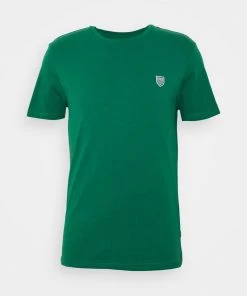 Bon Rapport Coût-Efficacité Pier One T-shirt basique t-shirts col rond homme -magasin Pier One 9002bb14ab894391918391bc88377573 1