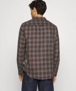 Pier One Chemise Prix Aimable chemises col kent homme -magasin Pier One 90780aa8a8444851bde2f35d935794a6