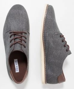 Pier One Chaussures à lacets Prix Compétitif derbies et richelieus rond homme -magasin Pier One 935708a586644c96b7c9a791af762d03