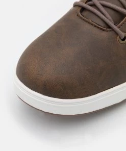 Pier One Baskets montantes En promotion baskets & sneakers rond homme -magasin Pier One 948dcda35ff5488aa694b95eadeb8eb4