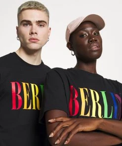 Pier One Prix Équitable PRIDE - T-shirt imprimé t-shirts col rond homme -magasin Pier One 94dc0ce5b32f4a7badc227cb890bf4f2