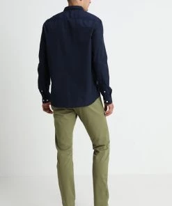 Pier One Chemise Haute Qualité chemises col kent homme -magasin Pier One 94f0b92db0714e3ba35b1fc927698922