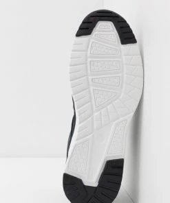 Pier One Baskets basses Assurance De l’Authenticité sneakers rond homme -magasin Pier One 95f144b5e09a4820a52ecdcee9154adc