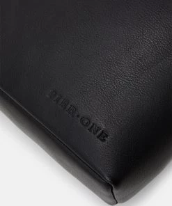 Pier One Sac bandoulière Prix Préférentiel sacs compartiment pour téléphone portable homme -magasin Pier One 969d38eb368844c486da76ceac154276