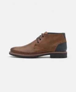 Prix Ourlé Pier One LEATHER - Chaussures à lacets derbies, richelieus & chaussures bateau rond homme