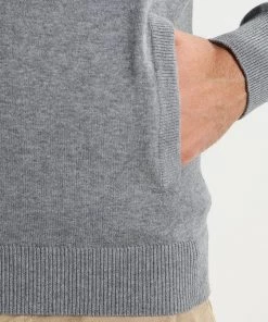 Promos Pier One Gilet pulls et gilets col officier homme -magasin Pier One 9b03016a1a92412bb228a099d112b0d9