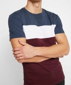 Pier One Qualité Supérieure T-shirt imprimé t-shirts col rond homme -magasin Pier One 9b44baeae7314bc0af3eaeb2747f983d