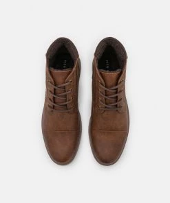 Pier One Bottines à lacets Prix Dégriffé bottes rond homme -magasin Pier One 9c64b73bb1834c65b7251784e2626909