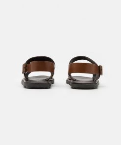 Bas Prix Pier One UNISEX - Sandales ouvert homme -magasin Pier One 9e20ad7c11454a5cad5ff091d7c8cb42