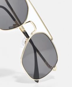 Pier One Lunettes de soleil Prix Jamais Vus aviateur homme -magasin Pier One a0b3ff426597417b866c3f20733724fa