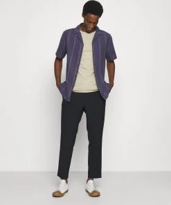 Prix Ourlé Pier One 5 PACK - T-shirt basique t-shirts & polos col rond homme