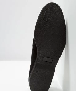 Pier One LEATHER - Chaussures à lacets Qualité Excellente derbies et richelieus rond homme 13 Pier One LEATHER - Chaussures à lacets Qualité Excellente derbies et richelieus rond homme -magasin Pier One a5a33f8bbc2446329cbd7c67f3e4bdde