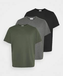 Pier One Prix Favorable 3 PACK - T-shirt basique t-shirts col rond homme 19 Pier One Prix Favorable 3 PACK - T-shirt basique t-shirts col rond homme -magasin Pier One a5d9cf62b1764c2eab8a1eb2ecafe59f