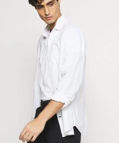 Pier One Meilleure qualité T-shirt imprimé t-shirts col rond homme -magasin Pier One a5f7746e5c7a458abdf96cb3b8174880