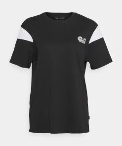 Pier One SLEEVE BLOCK NEW - T-shirt imprimé Marchandise de première qualité t-shirts col rond homme -magasin Pier One ad84bf0276aa41ef8acb6fdee7afb0e7