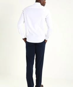 Pier One Chemise classique Prix Dégriffé costumes col kent homme -magasin Pier One ae98c45622354541a0f114d869f5997c