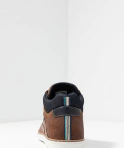 Pier One Prix Bradés Baskets montantes sneakers rond homme -magasin Pier One aee4361289814e98920761c66b6cbb22