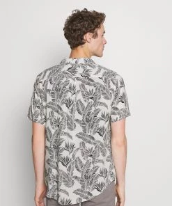 Pier One Chemise Qualité Excellente chemises col revers homme -magasin Pier One af54928903944ee68dd7cd5d13ff1bb3