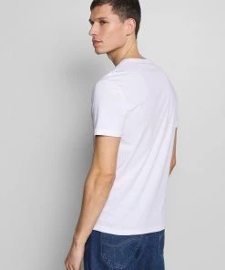 Prix Discount Pier One 5 PACK - T-shirt basique t-shirts col rond homme 20 Prix Discount Pier One 5 PACK - T-shirt basique t-shirts col rond homme -magasin Pier One b0babb39d73048f5bea724af31459201