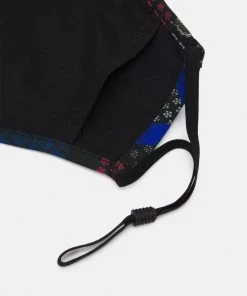 Pier One 3 PACK UNISEX - Masque en tissu Prix Distinctifs masques paisley/cachemire -magasin Pier One b116ca9312844359b940ccd0d4e83afa