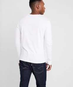 Pier One T-shirt à manches longues Vendre t-shirts col rond homme -magasin Pier One b2c53e1239ce4cbb97e2f4dd1a88ae6b