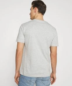 Prix De Rêve Pier One 3 PACK - T-shirt basique t-shirts col rond homme -magasin Pier One b33d44f026c04716a6b3deea95406eaf