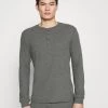 Prix Gelé Pier One LOUNGE HENLEY TOP - Haut de pyjama pyjamas col tunisien homme -magasin Pier One b4d9f2a3fb1346deb0d6d512fb7fbb56