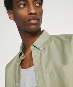 Pier One Débardeur Prix Dégriffé t-shirts encolure large ronde homme 15 Pier One Débardeur Prix Dégriffé t-shirts encolure large ronde homme -magasin Pier One b5ed8bee44a74591adb89a0b31941959