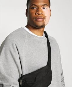 Pier One Prix Sympa 2 PACK - Sweat à capuche pulls et gilets homme 14 Pier One Prix Sympa 2 PACK - Sweat à capuche pulls et gilets homme -magasin Pier One b67bb7b05b4a4e7a998dc46ff973ba69