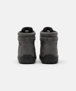 Pier One Baskets montantes Pas Cher baskets & sneakers rond homme 11 Pier One Baskets montantes Pas Cher baskets & sneakers rond homme -magasin Pier One b67c3462422c4a84a22ff2efd53b4446