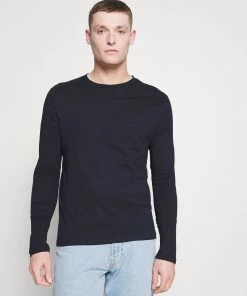 Pier One 5 PACK - T-shirt à manches longues Prix Exclusifs t-shirts col rond homme -magasin Pier One b6bd0ebd2c8b455da43c6a1b757461c3