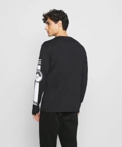 Pier One Prix Gelé T-shirt à manches longues t-shirts col rond homme 10 Pier One Prix Gelé T-shirt à manches longues t-shirts col rond homme -magasin Pier One b7a426e88d424da3a023c399cd127cd2