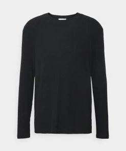 Prix Cassé Pier One RIBBED LOUNGE TOP - Haut de pyjama pyjamas col rond homme 16 Prix Cassé Pier One RIBBED LOUNGE TOP - Haut de pyjama pyjamas col rond homme -magasin Pier One b90b418a7adc4c4fa615342b92f05b79 1