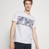 Prix Bradés Pier One T-shirt imprimé t-shirts col rond homme 2 Prix Bradés Pier One T-shirt imprimé t-shirts col rond homme -magasin Pier One bb2f49d30e014219bd4989294f81f77d
