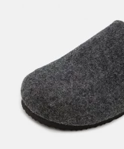 Prix Dynamité Pier One UNISEX - Chaussons sandales et tongs rond 15 Prix Dynamité Pier One UNISEX - Chaussons sandales et tongs rond -magasin Pier One bc578f590bc64585bea8e183bbc60432