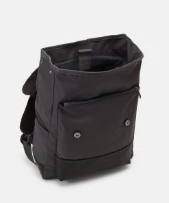 Pier One Bas Prix UNISEX - Sac à dos sacs poche pour pc portable 15 pouces -magasin Pier One bc6393fda06543628038cc157f121c83