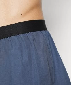 Pier One 3 PACK - Caleçon Bon Rapport Coût-Efficacité sous-vêtements normale homme 17 Pier One 3 PACK - Caleçon Bon Rapport Coût-Efficacité sous-vêtements normale homme -magasin Pier One bd2fbc18362f4ad78981f3beb5e91087