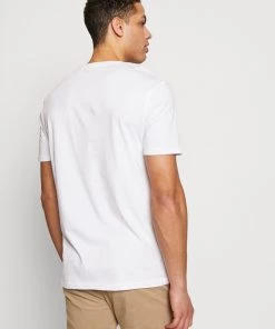 Pier One T-shirt imprimé Meilleure qualité t-shirts & polos col rond homme 13 Pier One T-shirt imprimé Meilleure qualité t-shirts & polos col rond homme -magasin Pier One bec37b72b7de4946ba866279abd061bf