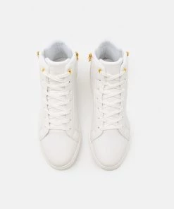 Prix Gelé Pier One UNISEX - Baskets montantes sneakers rond 11 Prix Gelé Pier One UNISEX - Baskets montantes sneakers rond -magasin Pier One bf721c8effaa4736a23fce5373b1658b