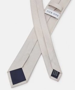 Pier One En Remise Cravate cravates et nœuds papillon couleur unie homme 16 Pier One En Remise Cravate cravates et nœuds papillon couleur unie homme -magasin Pier One c1e579c8f16744aa8056eebdf1b8650b