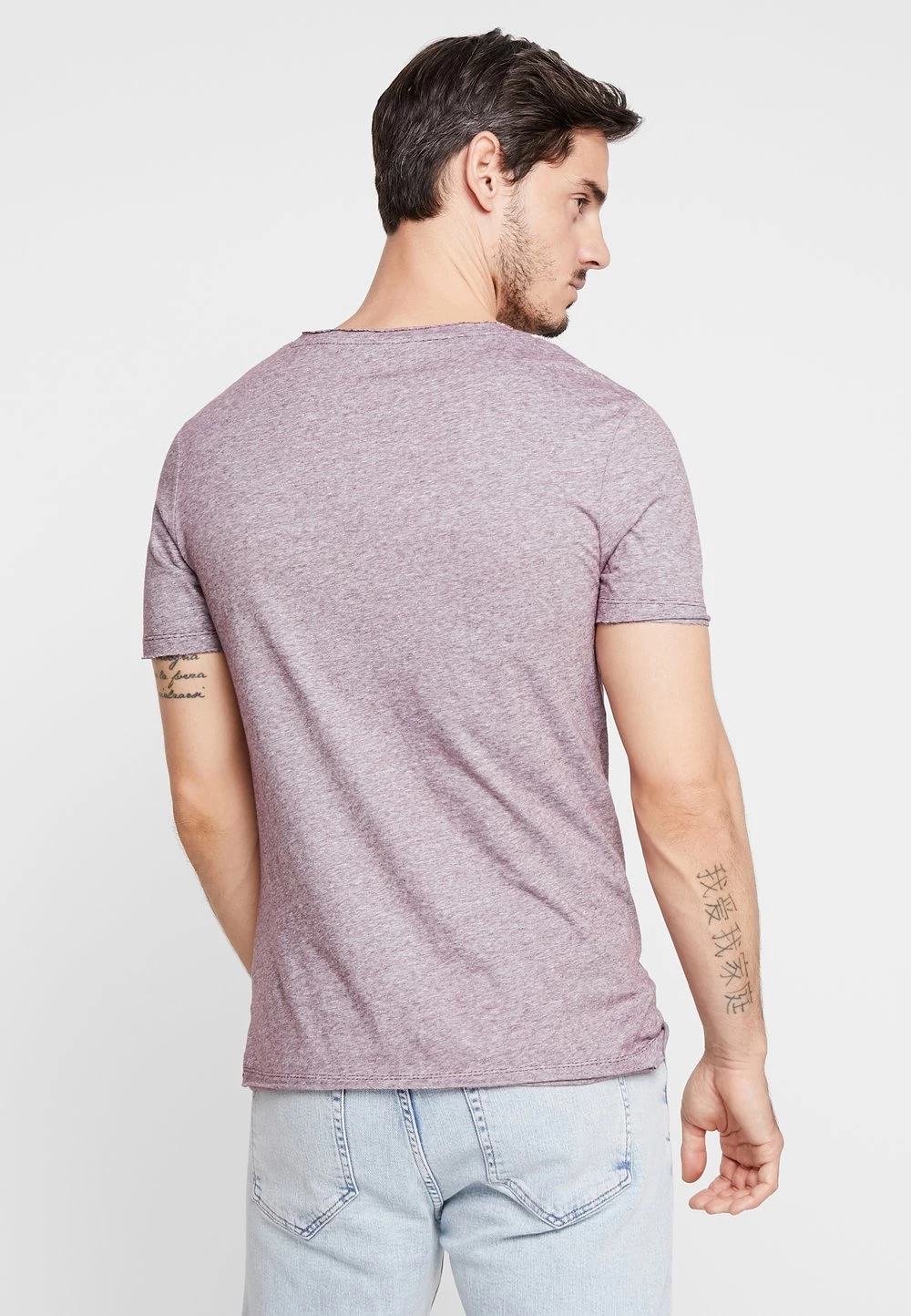 Pier One T-shirt imprimé Produit de première qualité t-shirts encolure large ronde homme 5 Pier One T-shirt imprimé Produit de première qualité t-shirts encolure large ronde homme – Image 3