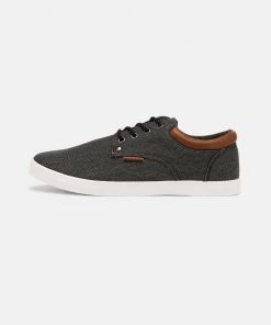 Pier One Soldes Baskets basses sneakers rond unisex -magasin Pier One c7a70d3611294262974f6e94d13af4cc 1