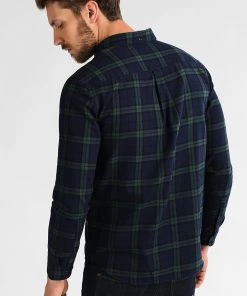 Se Vend Bas Prix Pier One Chemise chemises col &agrave; boutons homme -magasin Pier One cc55c9919d894e11b2e585f1b396681f